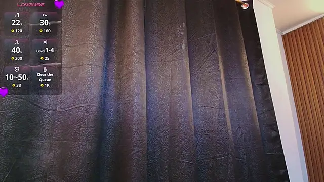 Hanna_Becker_ Chat XXX in diretta