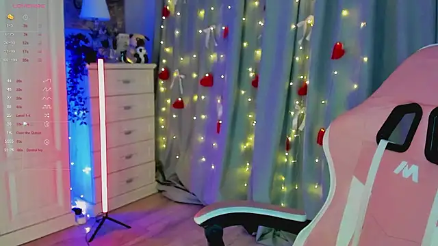 AstroByte Adlı Modelin Canlı XXX Sohbeti