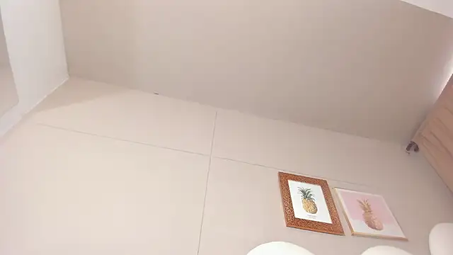 luna_bradley_ Adlı Modelin Canlı XXX Sohbeti