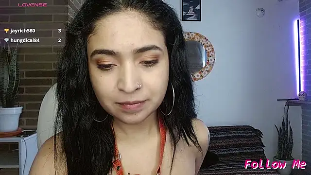 sweet-little's Live XXX Chat