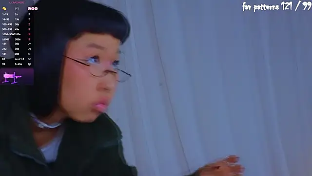 a11yson Adlı Modelin Canlı XXX Sohbeti