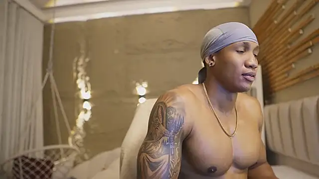 Logan_Varela Webcam show