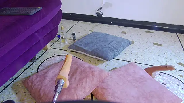 Show modela Daliana_Gounbolt na web-kameri