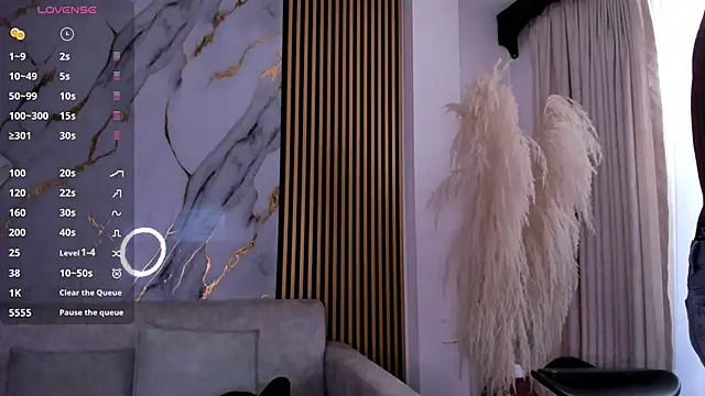 JulienSaint Webcamshow