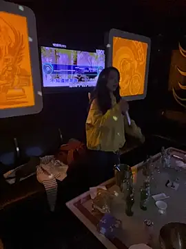 Chat +18 de Hmm_0303 ao vivo