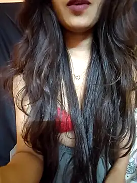 Rakhiii12's Live XXX Chat