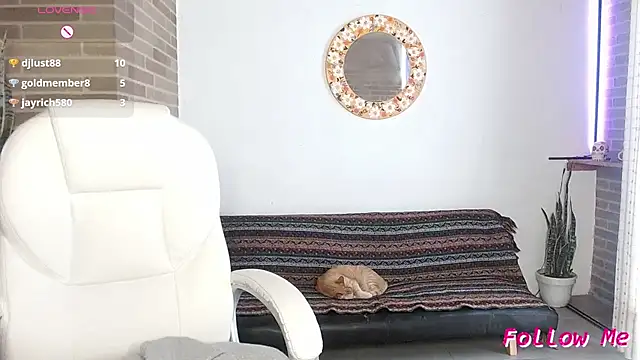 XXX chat uživo modela sweet-little