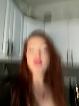 Živý XXX chat RedheadQueen_