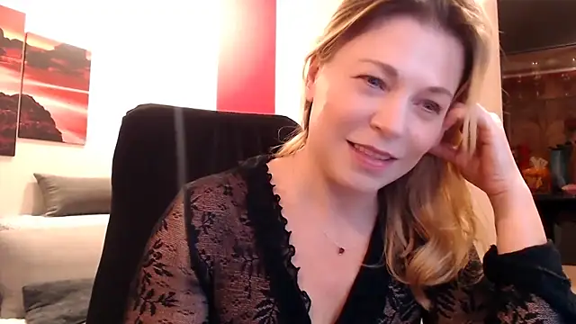 love-bionda's Live XXX Chat