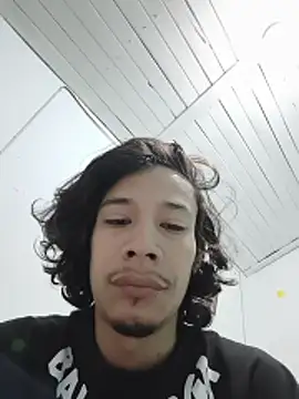 Chat +18 de swagbabysk8 ao vivo