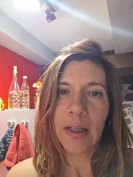 Lina_lou4 即時 XXX 聊天