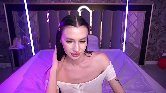 Snow_WhiteeeX 即時 XXX 聊天