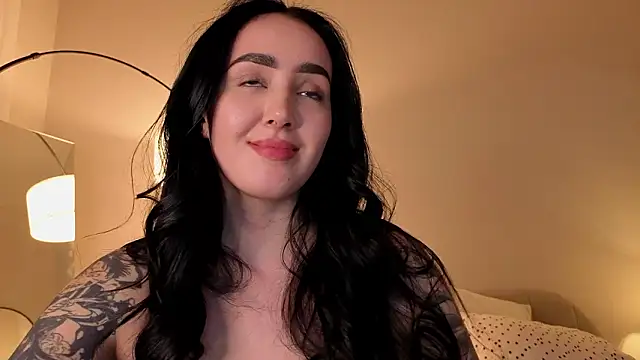 KimKhallifa Chat XXX in diretta