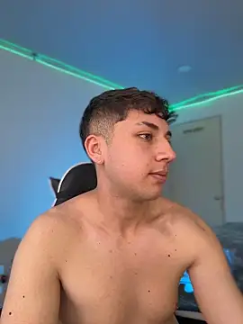 oliver_kyy – Live XXX-chat