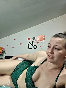 SweetMaddy888 Chat XXX live