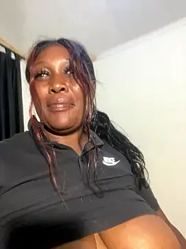 Cardiebae89のライブXXXチャット