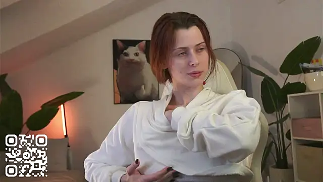 doll_lesli Adlı Modelin Canlı XXX Sohbeti