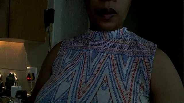 NewBeginnings8's Webcam Show