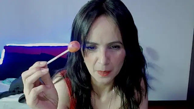 Juliana__lx: онлайн-секс-чат