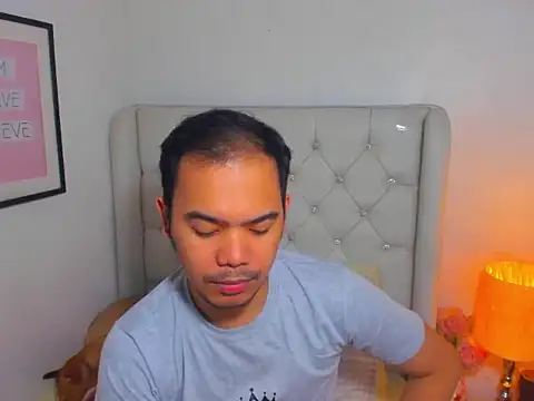 عرض كام AsianZero