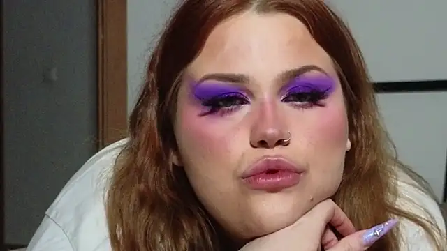 Gloria_Thomas Adlı Modelin Canlı XXX Sohbeti