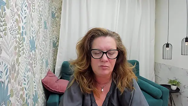 LeaPure Obrolan Langsung XXX