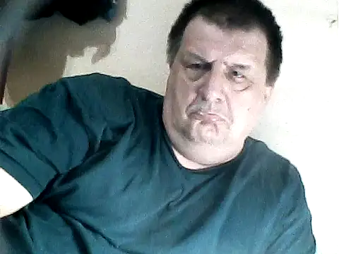 Vyrtous579: διαδικτυακό σόου στην κάμερα