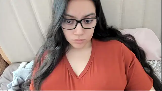 roniewester Adlı Modelin Canlı XXX Sohbeti