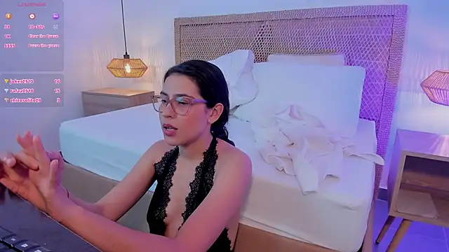 دردشة desireee_ الجنسية المباشرة