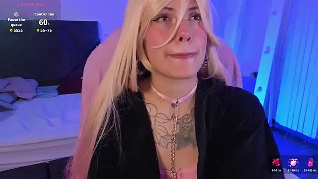 _sharlotte777: онлайн-секс-чат