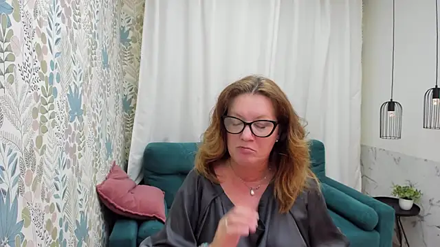 LeaPure Obrolan Langsung XXX