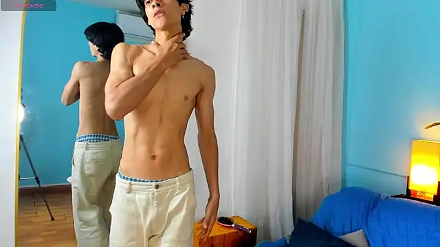 Cheys_Mast Live XXX Chat