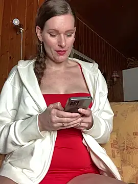 Midnight_Munch élő XXX-chatje