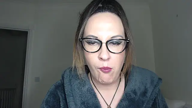 Živý XXX chat Humiliatrixxxx