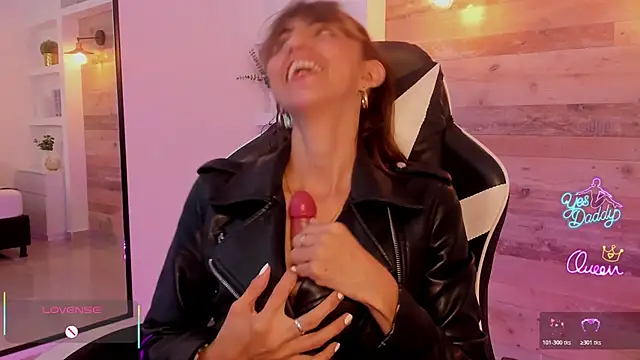 candy_summer28 live XXX chat