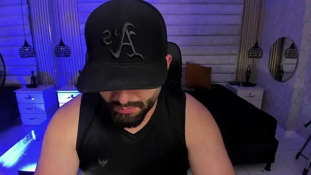 jhon_bear03: онлайн-секс-чат