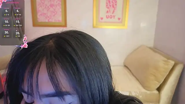 Paulette_v Adlı Modelin Canlı XXX Sohbeti