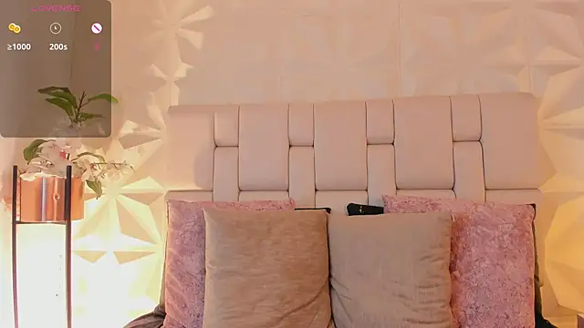 Chatroom XXX en direct de scarlettadams__