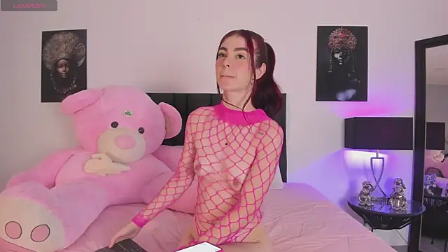 SaradaParker's Live XXX Chat