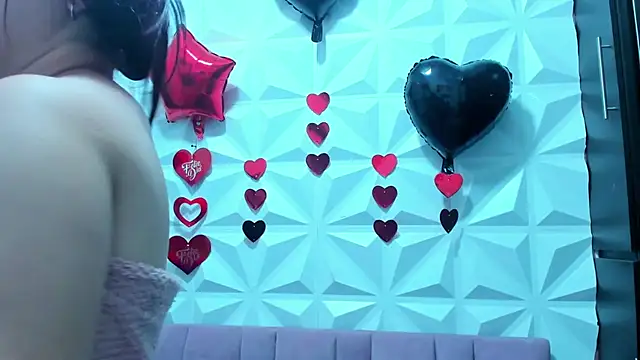 Anggie_Miller Adlı Modelin Canlı XXX Sohbeti