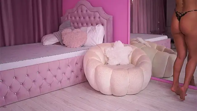 CrisstyBlairn Webbikameraesitys