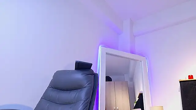 NIKLAS_BRAUNN01 Chat XXX live