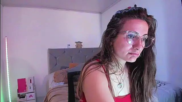 Chat +18 de vanessabrown_ ao vivo