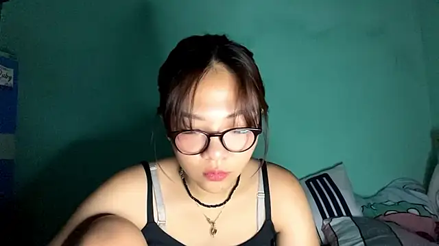 urhottie_lottie Pertunjukan Webcam