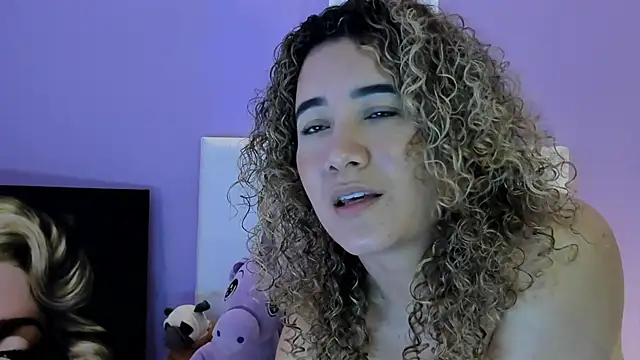 دردشة Charlotte11-11 الجنسية المباشرة