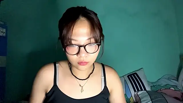 urhottie_lottie Pertunjukan Webcam