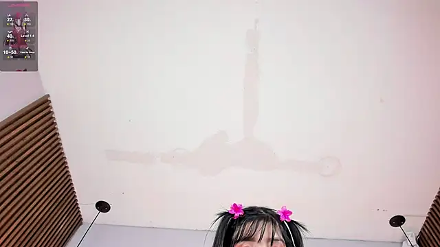 XXX chat uživo modela LisaLain