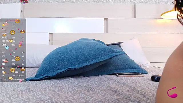 Isabela_Coleman live XXX chat