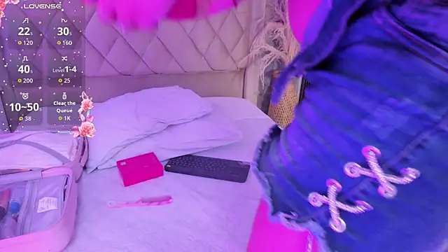 Chatroom XXX en direct de CleoFoxx_