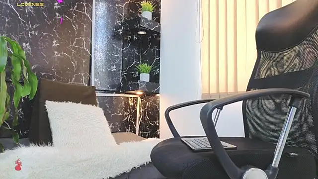 Alexander_ferre Adlı Modelin Web Kamerası Şovu